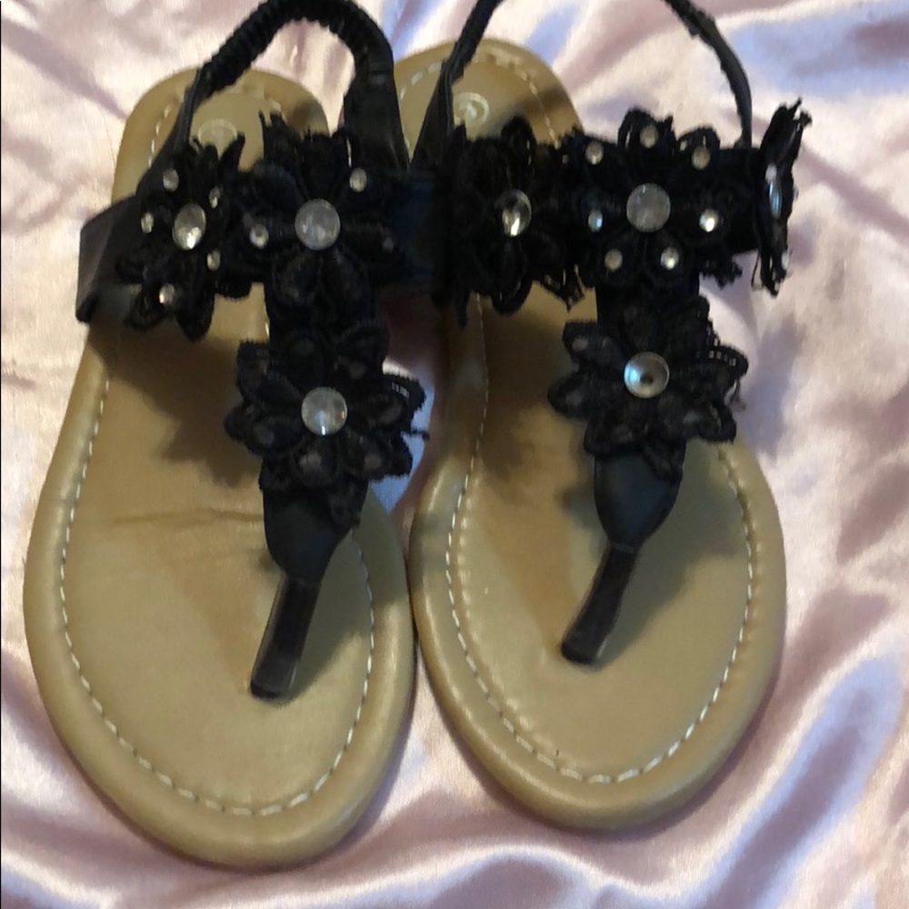 Black Sandles